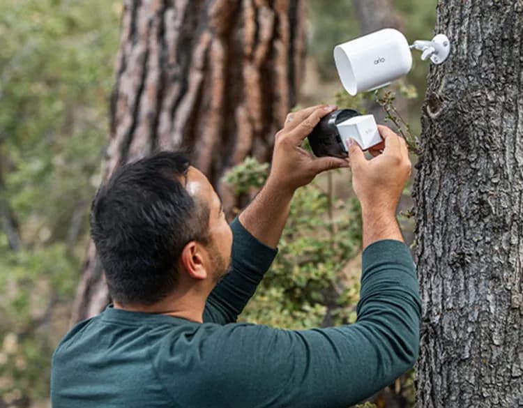 ARLO Go 2 3G/4G SIM vanjska sigurnosna kamera - bijela — ARLO Go 2 3G/4G SIM vanjska sigurnosna kamera - bijela