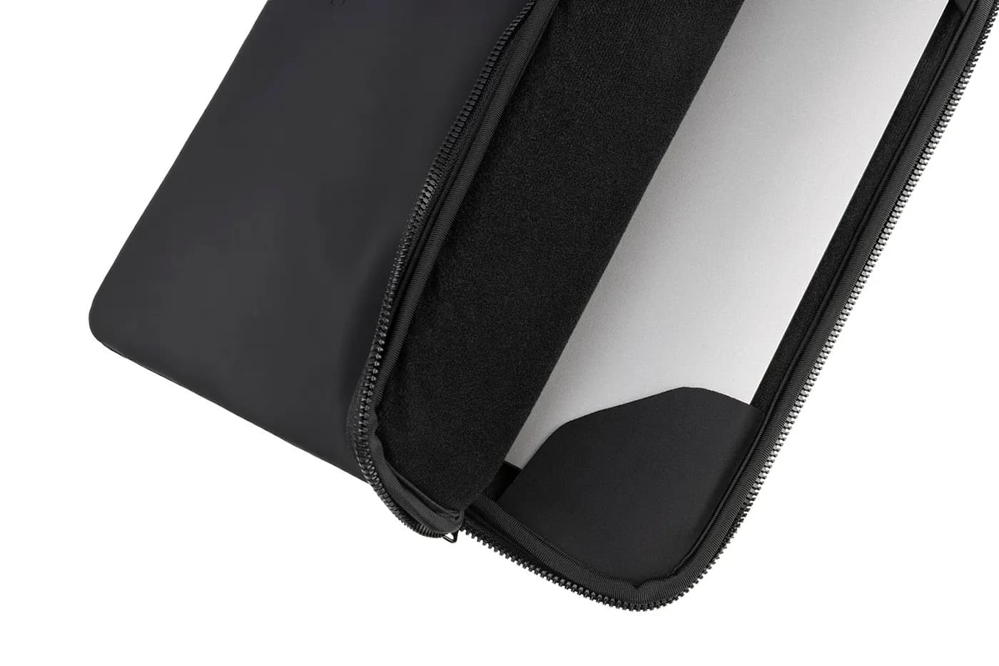 Tucano Go mmo navlaka za MacBook 13"/14" - crna — Tucano Go mmo navlaka za MacBook 13"/14" - crna