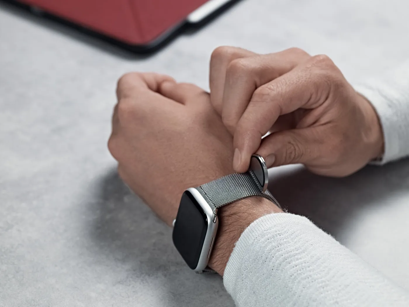 EPICO MILANESE BAND FOR APPLE WATCH 42/44 mm - srebrna — EPICO MILANESE BAND FOR APPLE WATCH 42/44 mm - srebrna