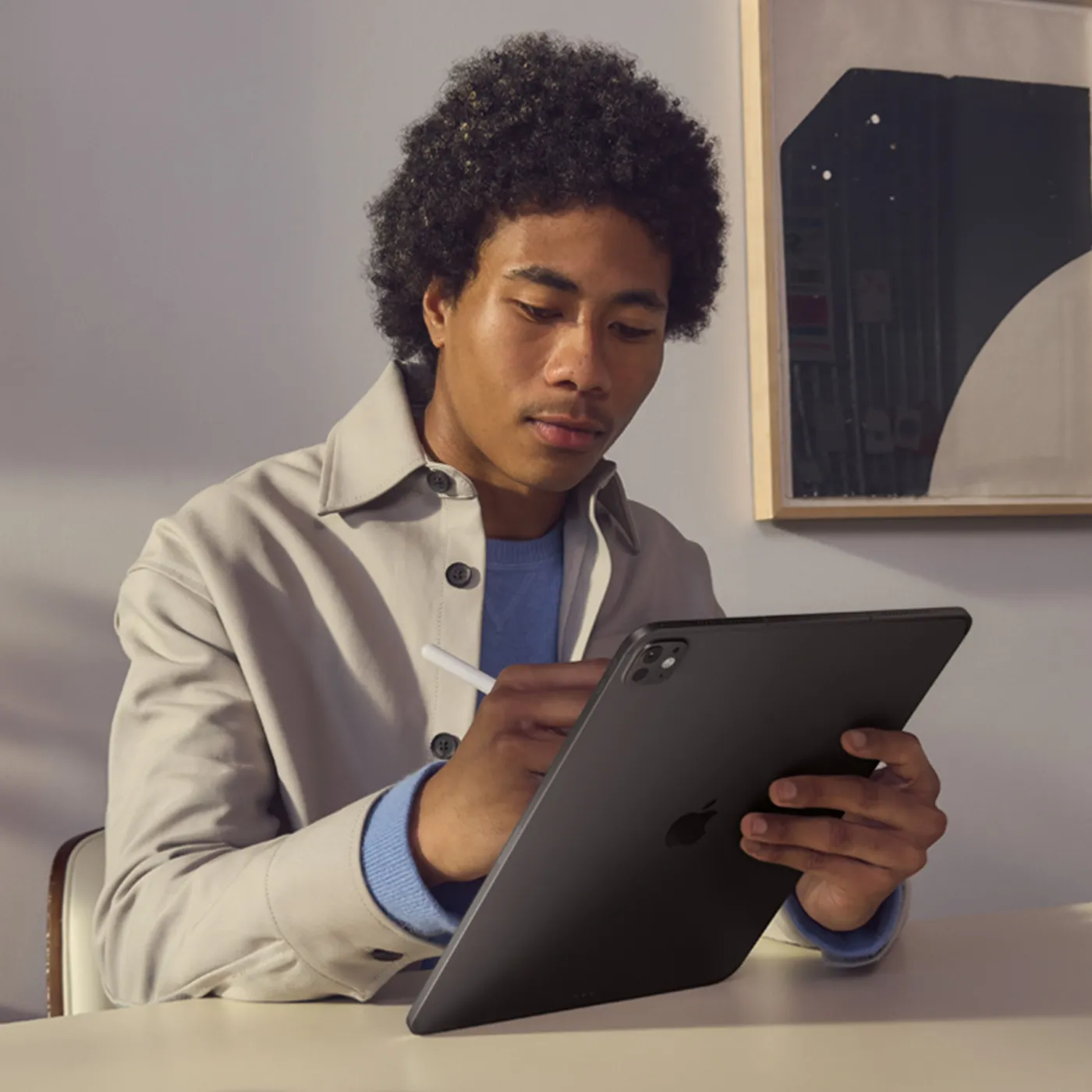 13-inch iPad Pro M5 — Noir sidéral · 256 Go · Wi-Fi · Verre standard