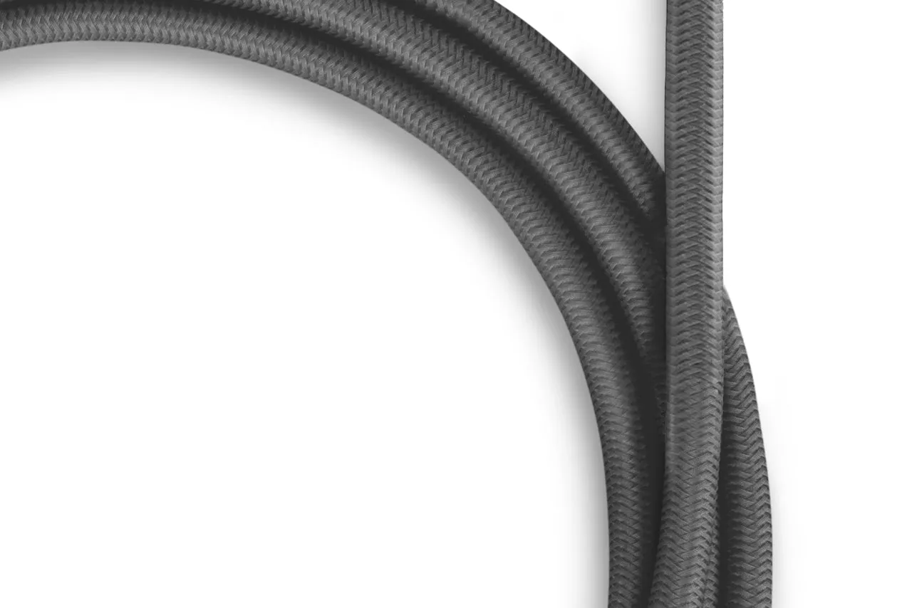 iSTYLE BRANDED USB-C kabel 1.8m - svemirski siva — iSTYLE BRANDED USB-C kabel 1.8m - svemirski siva