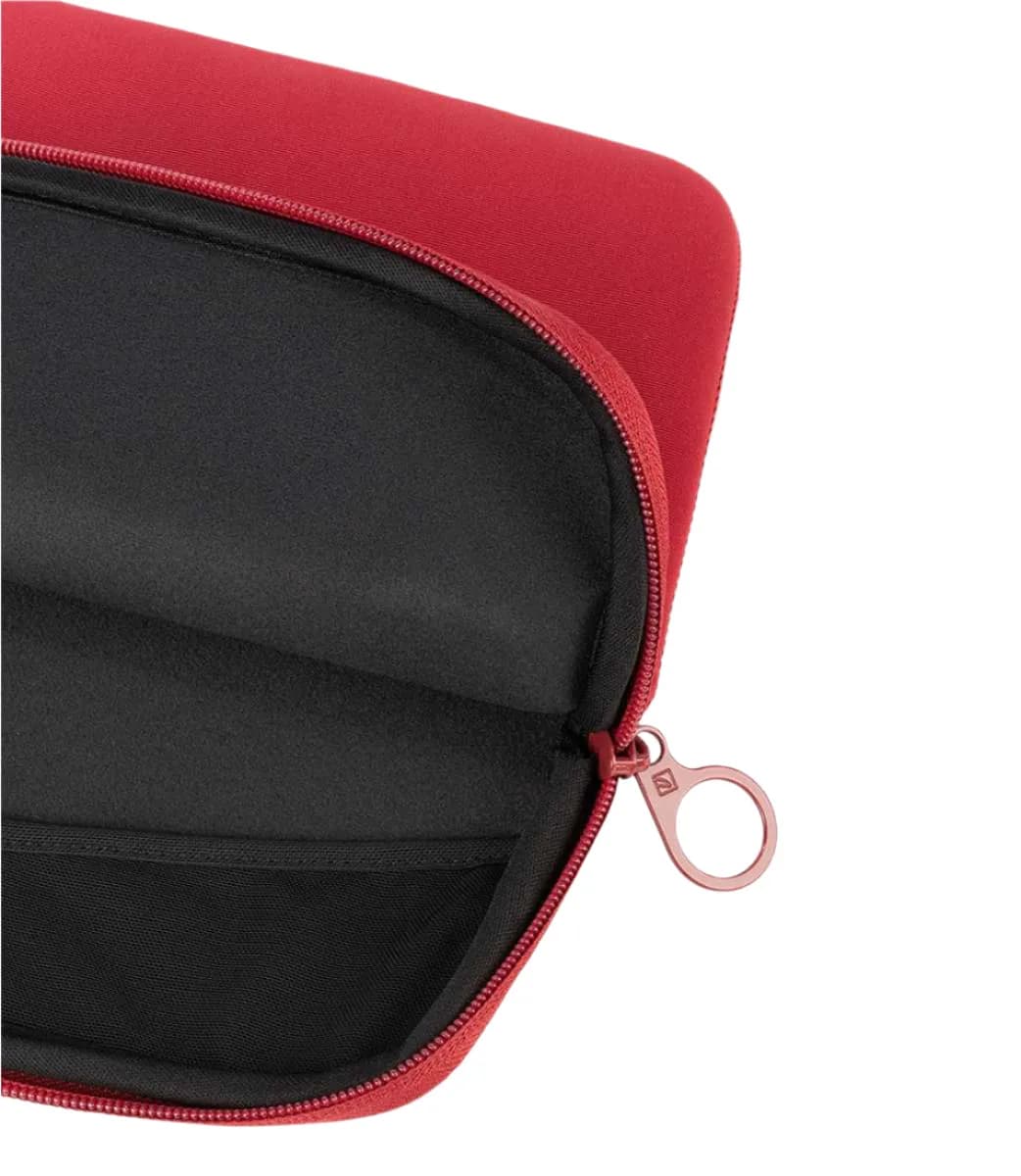 Tucano Top navlaka za 13-inčni MacBook Pro i MacBook Air - crvena — Tucano Top navlaka za 13-inčni MacBook Pro i MacBook Air - crvena