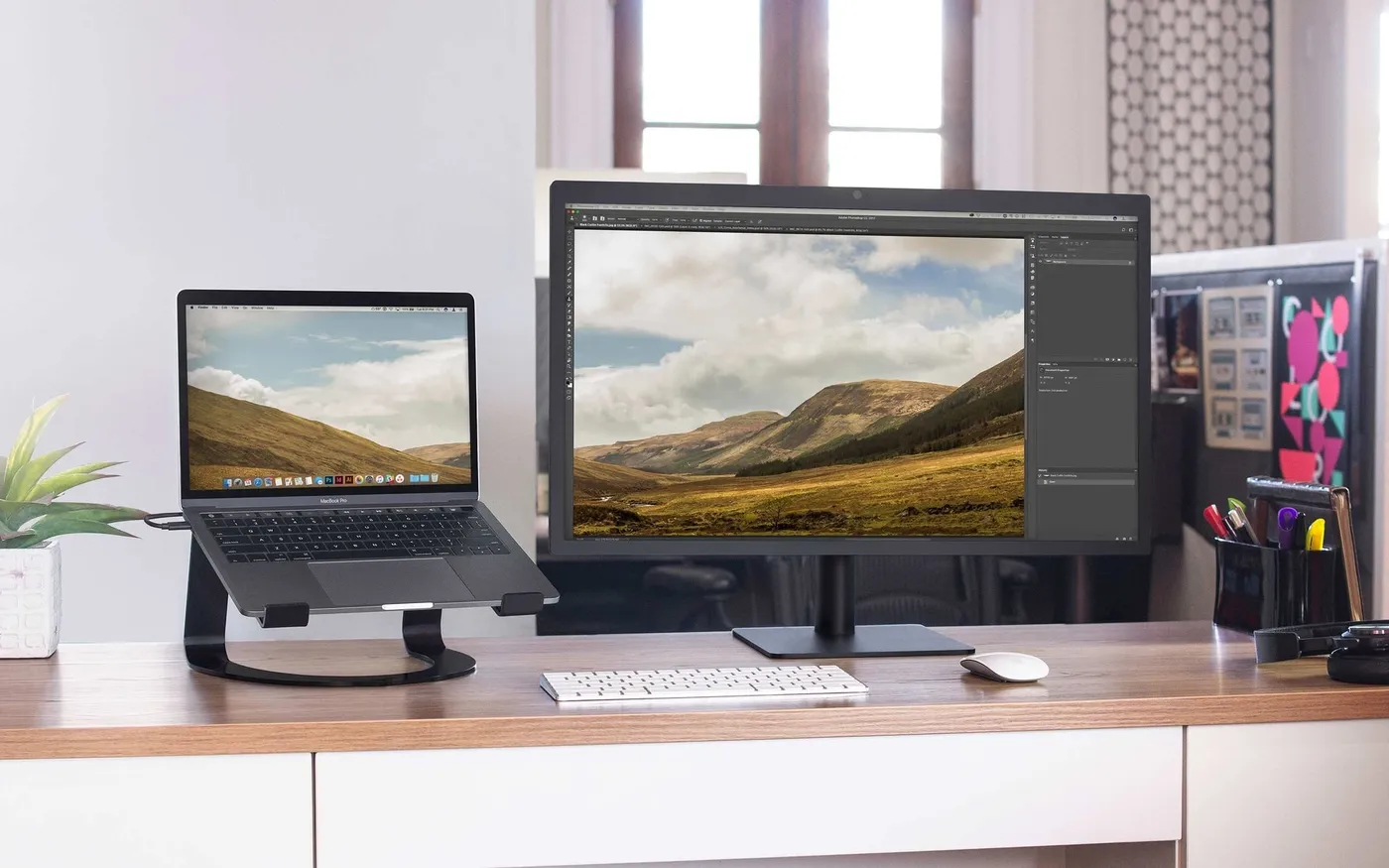TwelveSouth Curve stalak za MacBook - crna — TwelveSouth Curve stalak za MacBook - crna